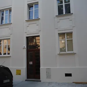 Apartment Kujawska 10, Krakow